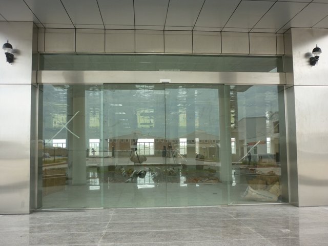 Lắp Đặt Cửa Kính Tự Động Tại Tp Hồ Chí Minh - Cửa Kính Cường Lực Sài Gòn