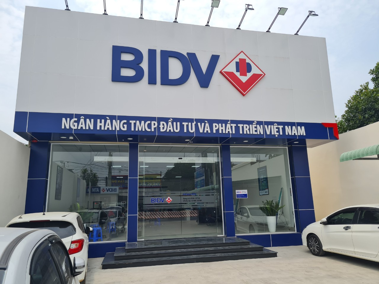 Lắp Đặt Cửa Kính Tự Động Tại Tp 