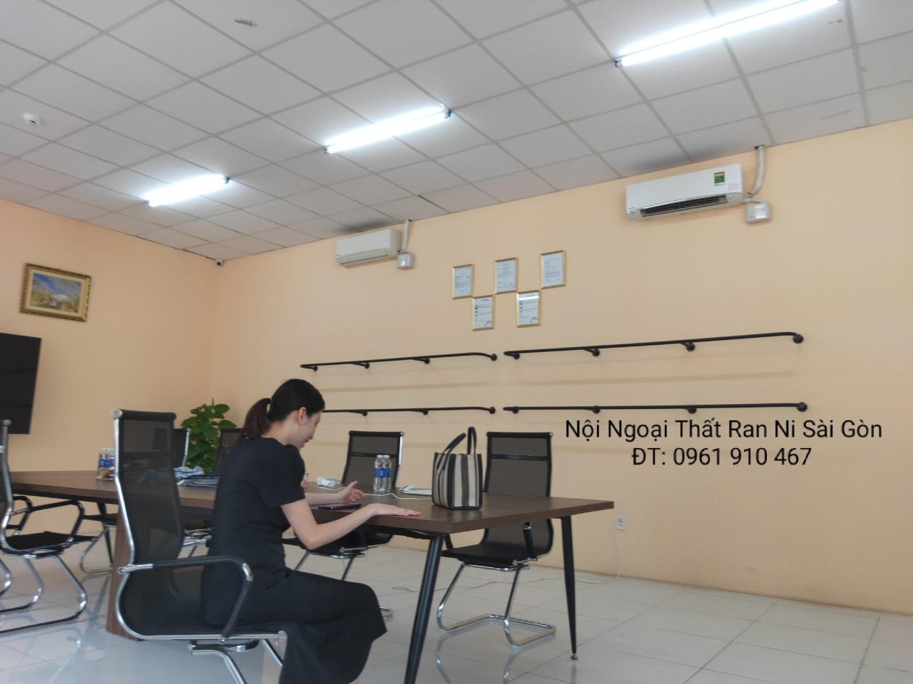 Giá Thanh treo quần áo chữ U có sẵn nhận làm theo yêu cầu Sài Gòn TP HCM